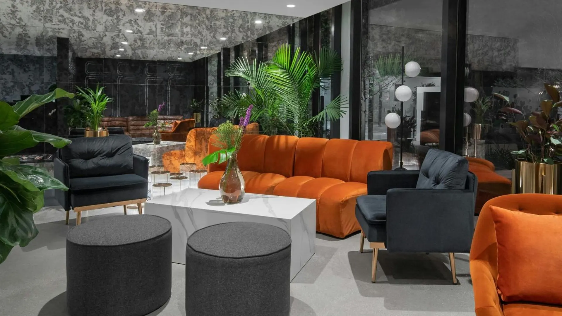 The English Hotel, Las Vegas, A Tribute Portfolio Hotel