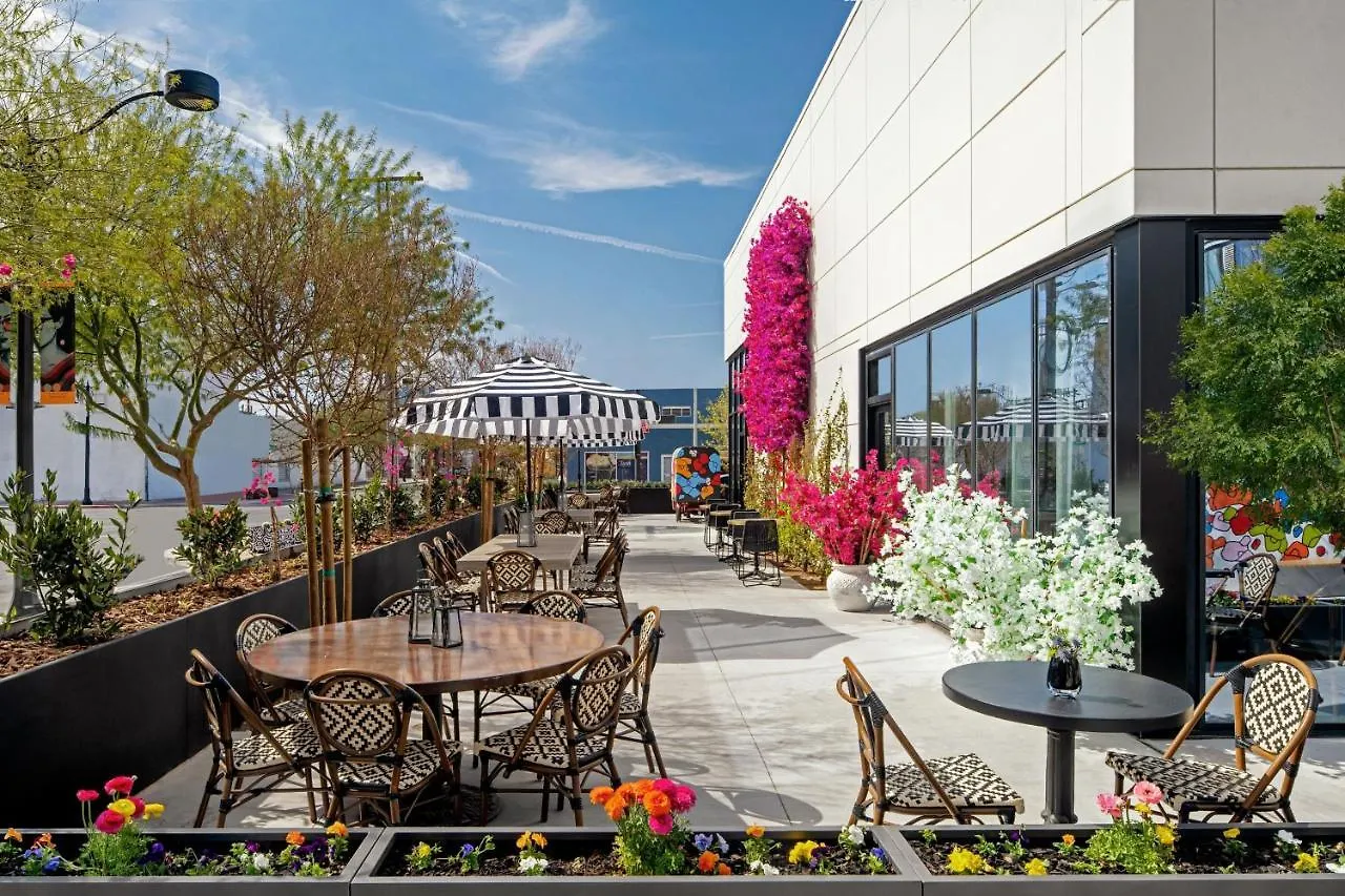 The English Hotel, Las Vegas, A Tribute Portfolio Hotel